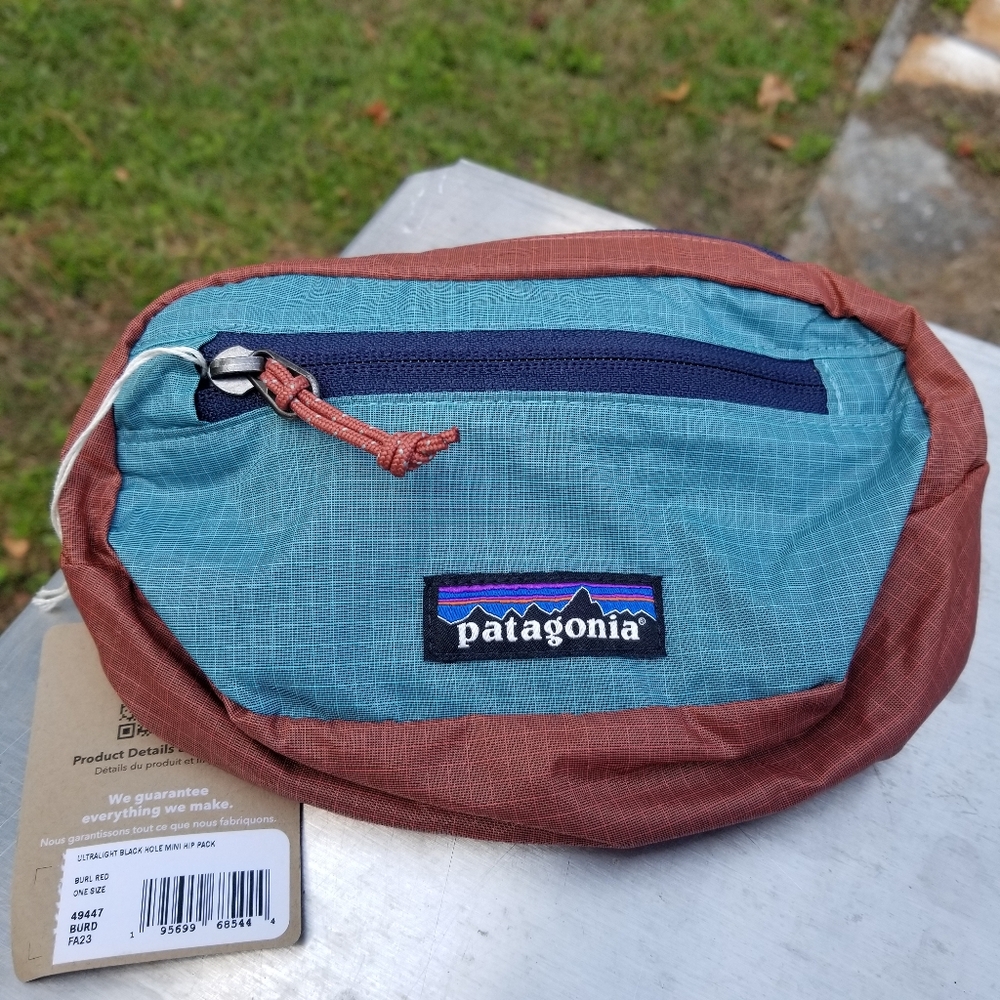 Patagonia Ultralight Black Hole Mini Hip Pack Fanny Burl  Red Unisex - Picture 2 of 9